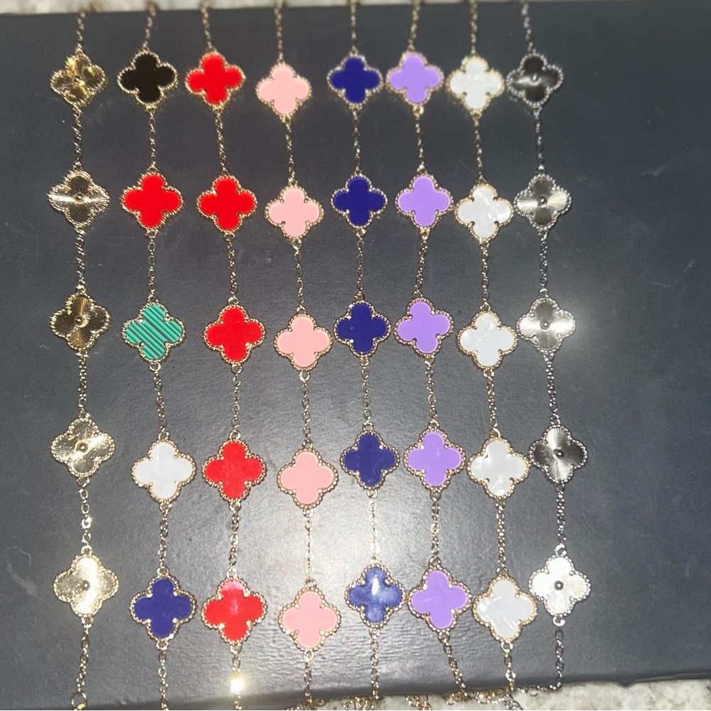 Elegant Multi-Color Clover Bracelet Set